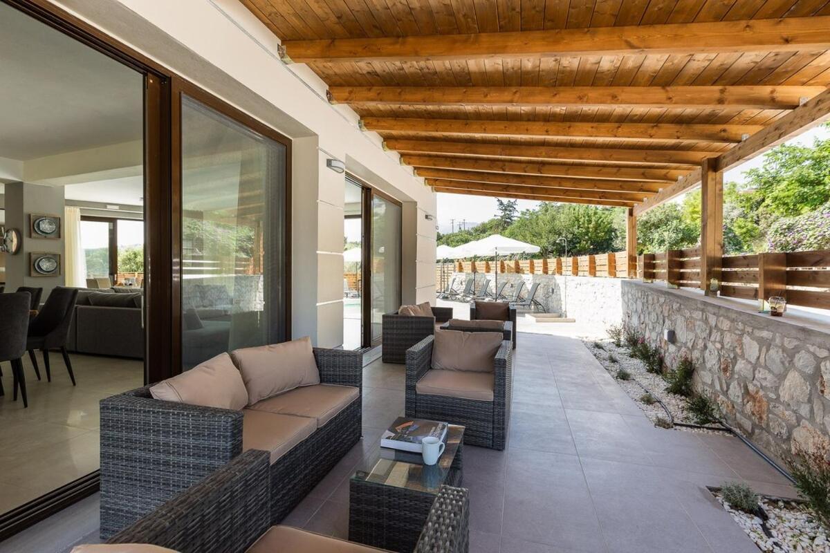 Villa Chnaris - Private Pool And Sauna Perama  Exterior photo