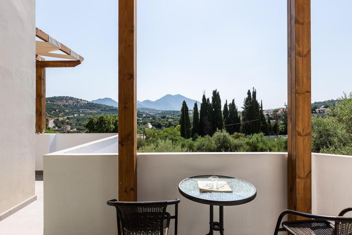 Villa Chnaris - Private Pool And Sauna Perama  Exterior photo