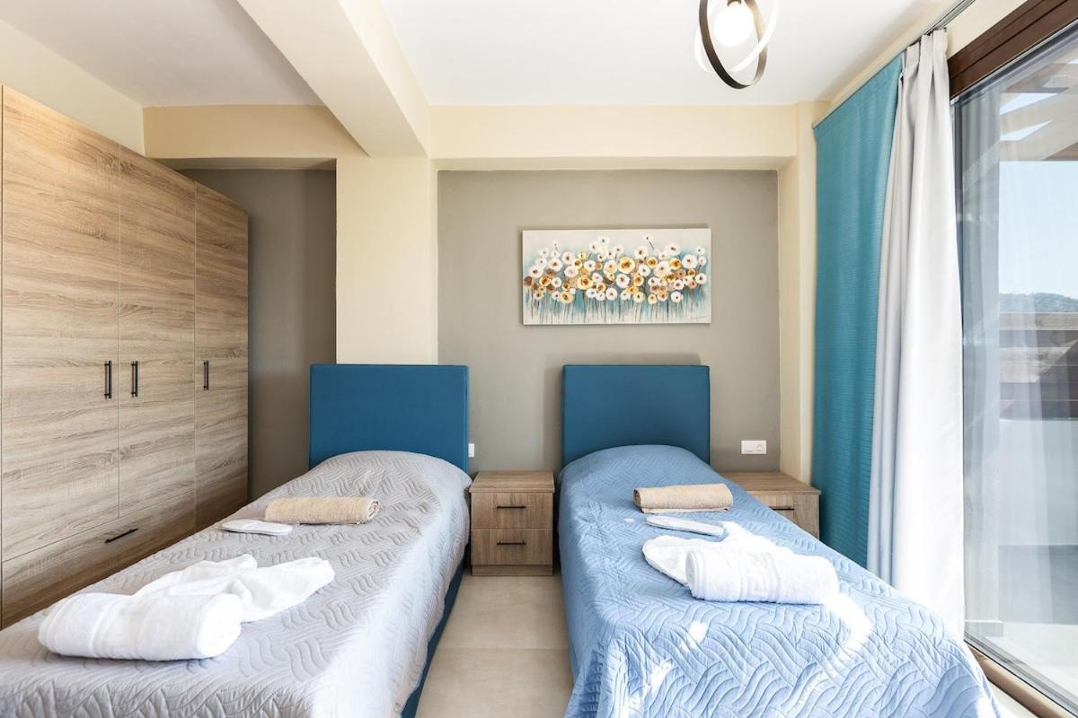 Villa Chnaris - Private Pool And Sauna Perama  Exterior photo