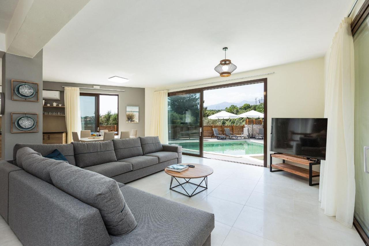 Villa Chnaris - Private Pool And Sauna Perama  Exterior photo